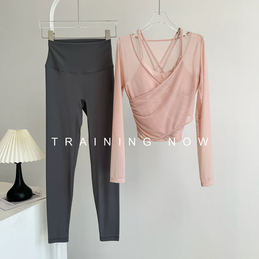 Yoga clothing set for women beautiful advanced slimming sports new Pilates training clothing long-sleeved fitness tops