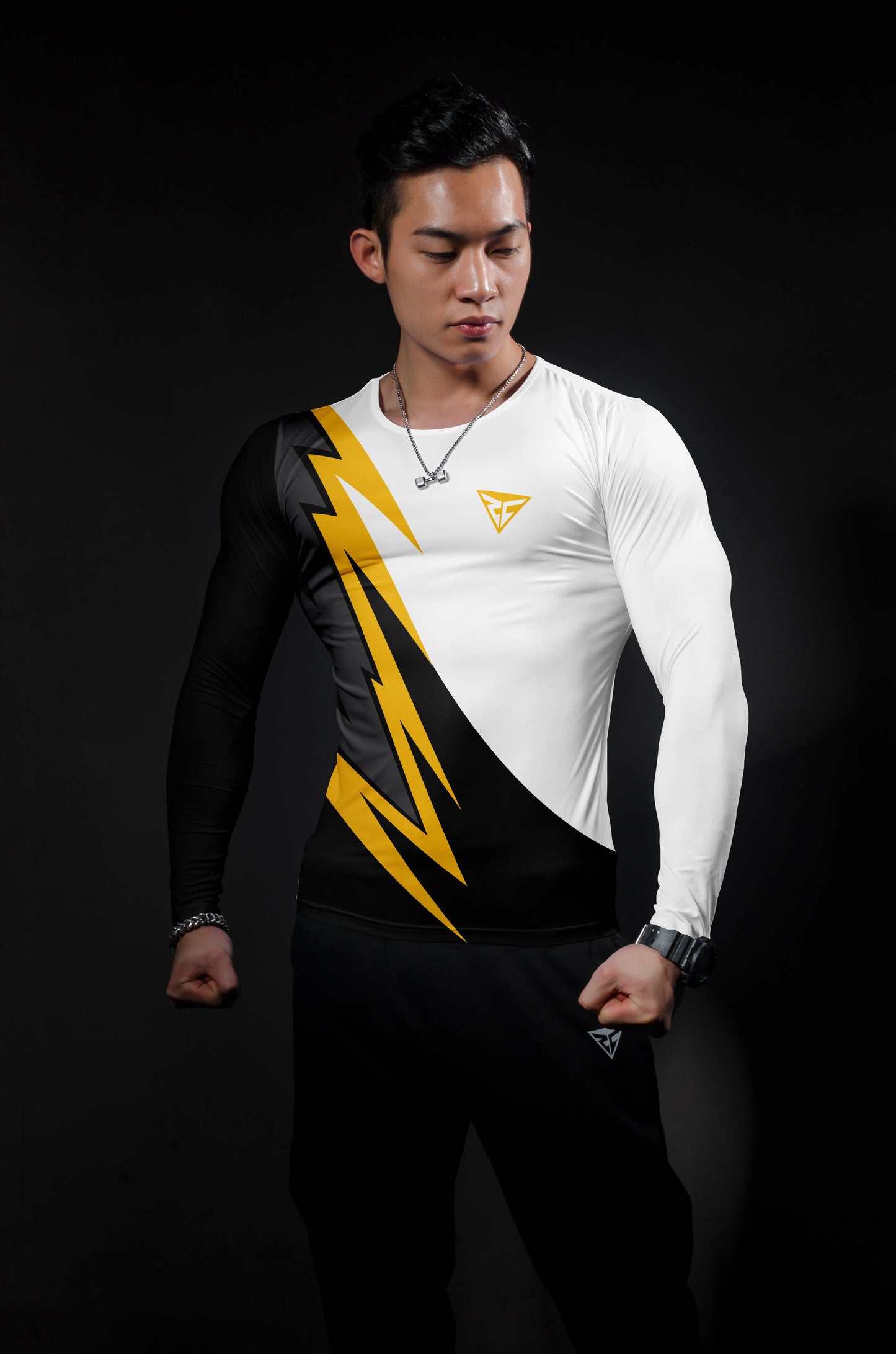 Men's Sports T-Shirt Quick-Drying Breathable Slim Fit Long Sleeves Gym Fitness Outdoor Running Rashguard Cycling Top