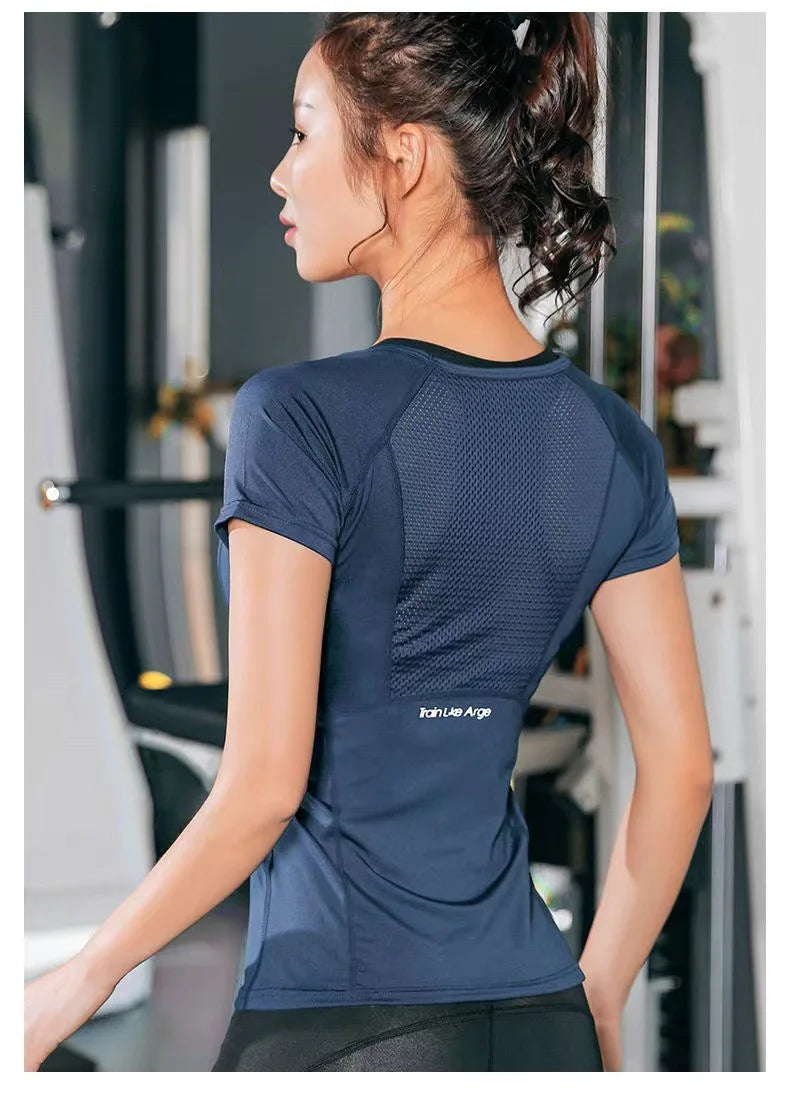 Outdoor Sports Shirt Ladies Sportswear Running Jogging Yoga Wear Quick Dry Woman Seamless short sleeve Gym T-Shirt Tops