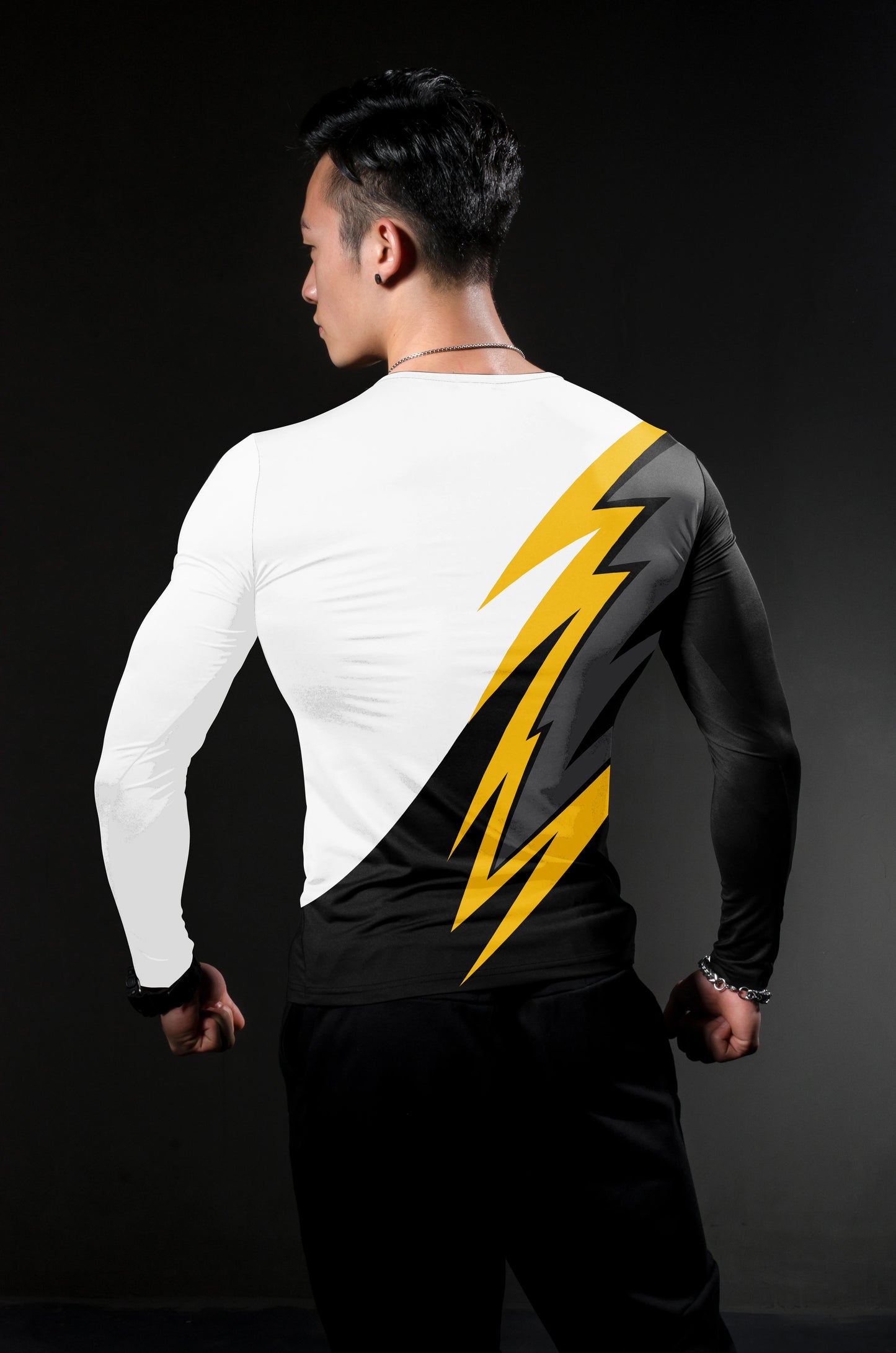 Men's Sports T-Shirt Quick-Drying Breathable Slim Fit Long Sleeves Gym Fitness Outdoor Running Rashguard Cycling Top