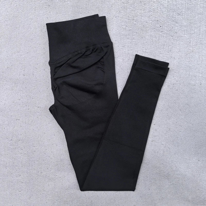 New Seamless Yoga Set Women Gym Clothing Scrunch Bum Legging Padded Tank Top Workout Outfits Fitness Sportswear Suits