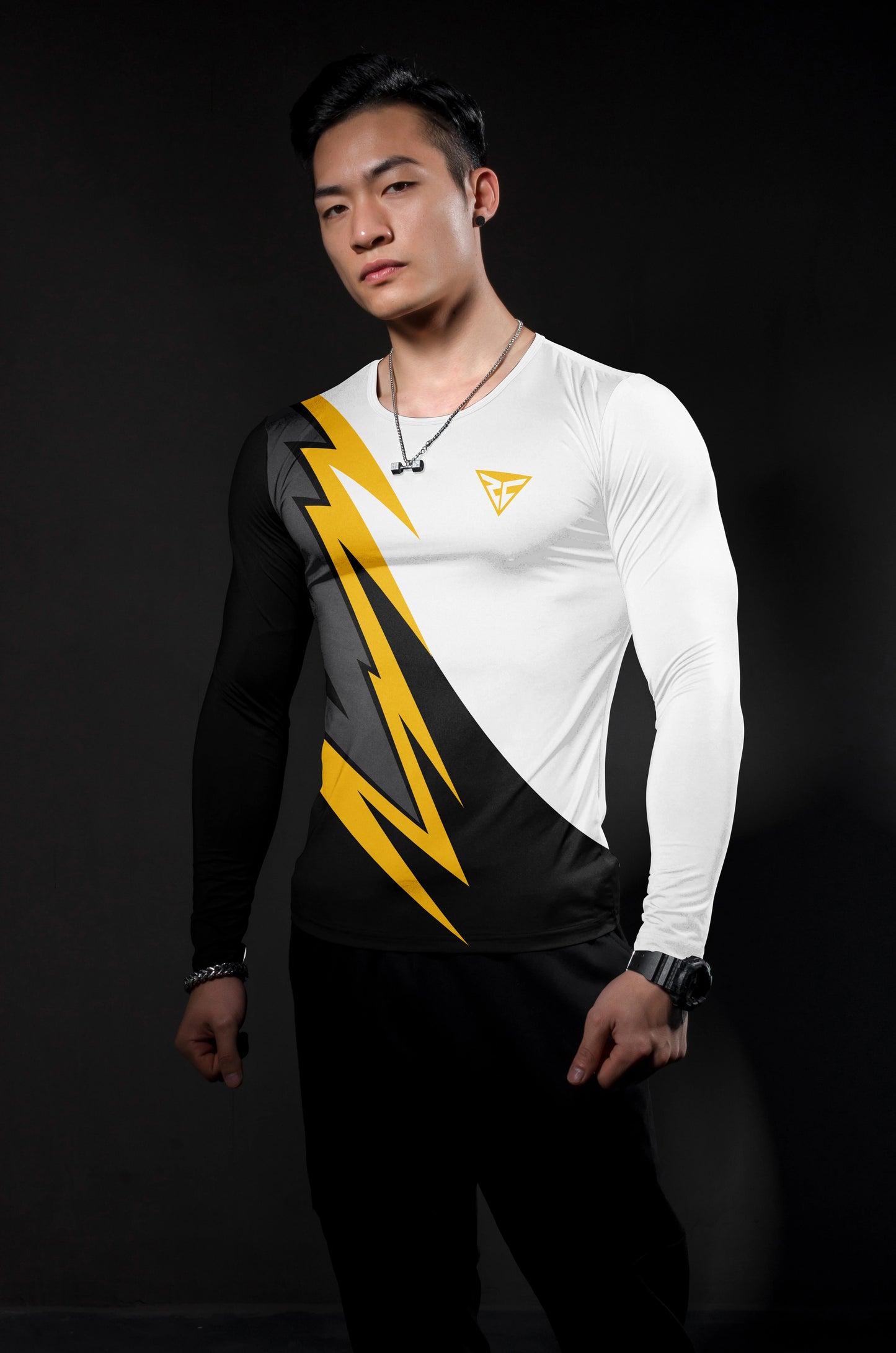 Men's Sports T-Shirt Quick-Drying Breathable Slim Fit Long Sleeves Gym Fitness Outdoor Running Rashguard Cycling Top