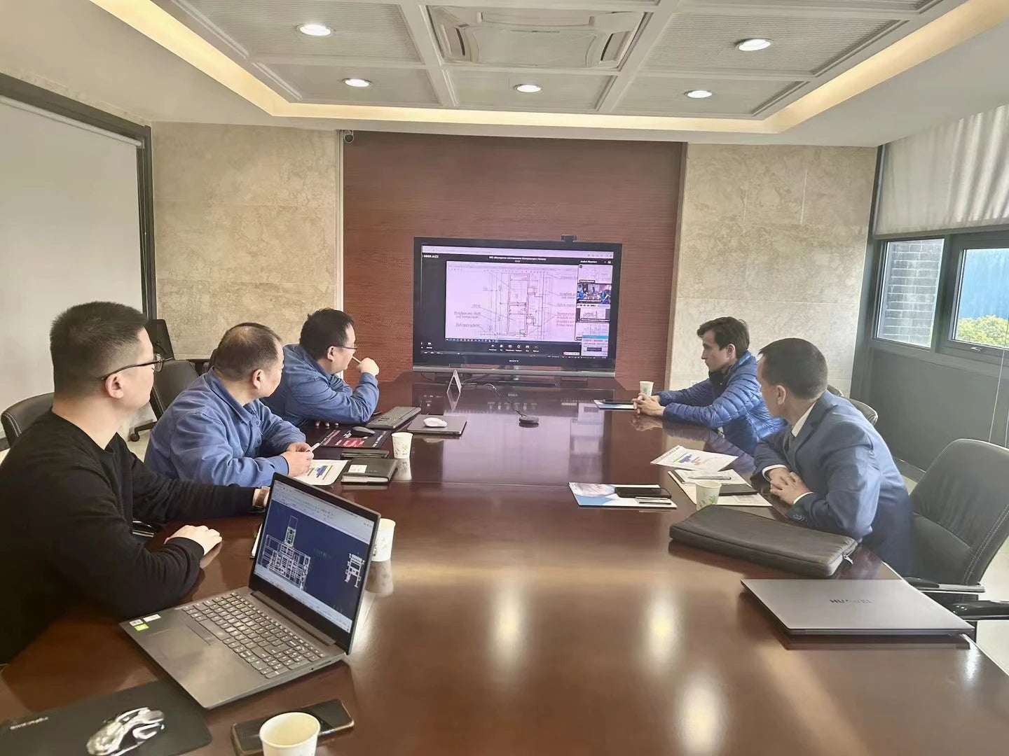 Gym Full Set of Equipment Huck Squat Frame Frame Gantry Backpedal Machine Size Birds Will Be Power Equipment